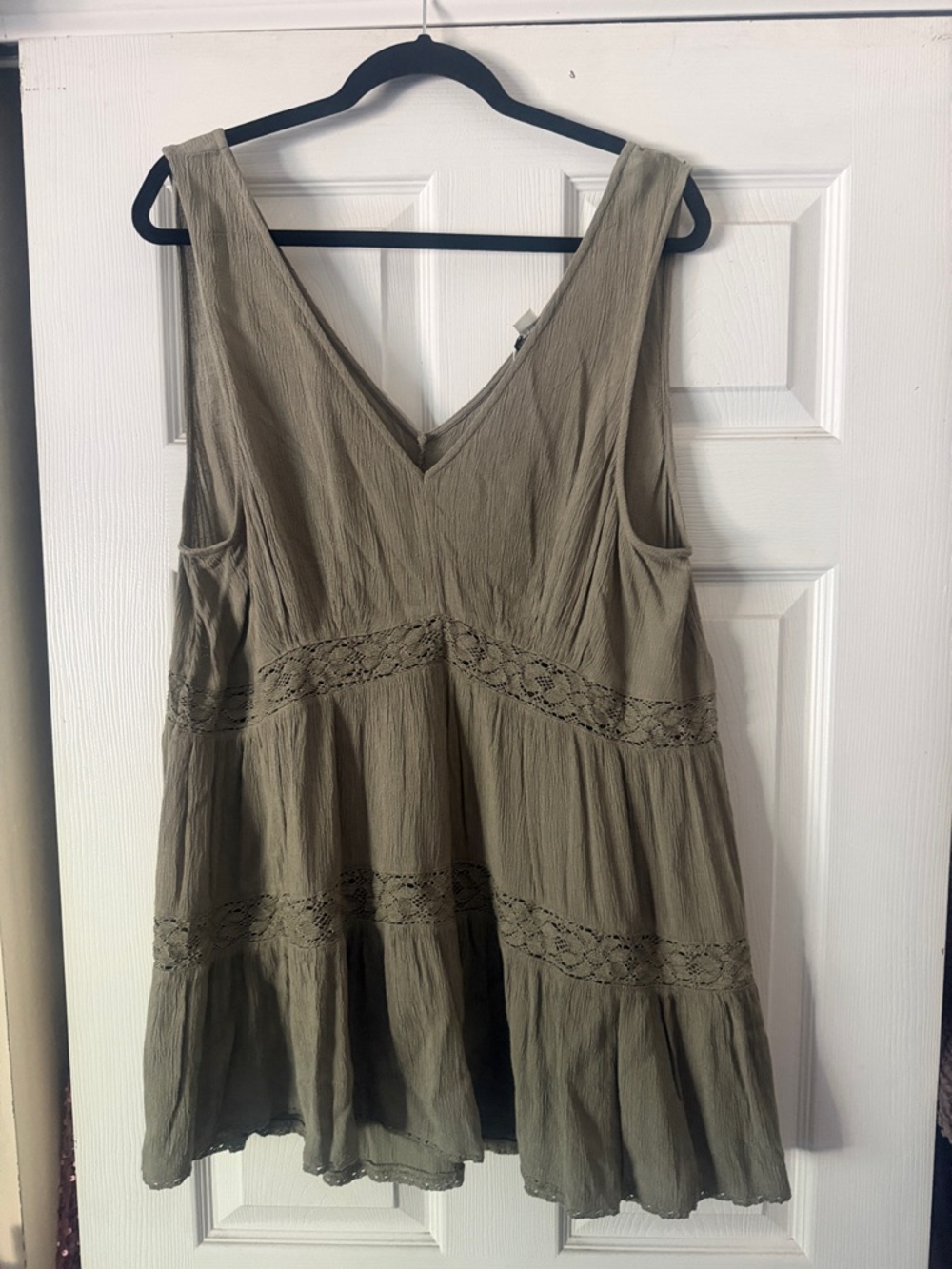 American Eagle Outfitters Olive Green Sleeveless V-Neck Tank